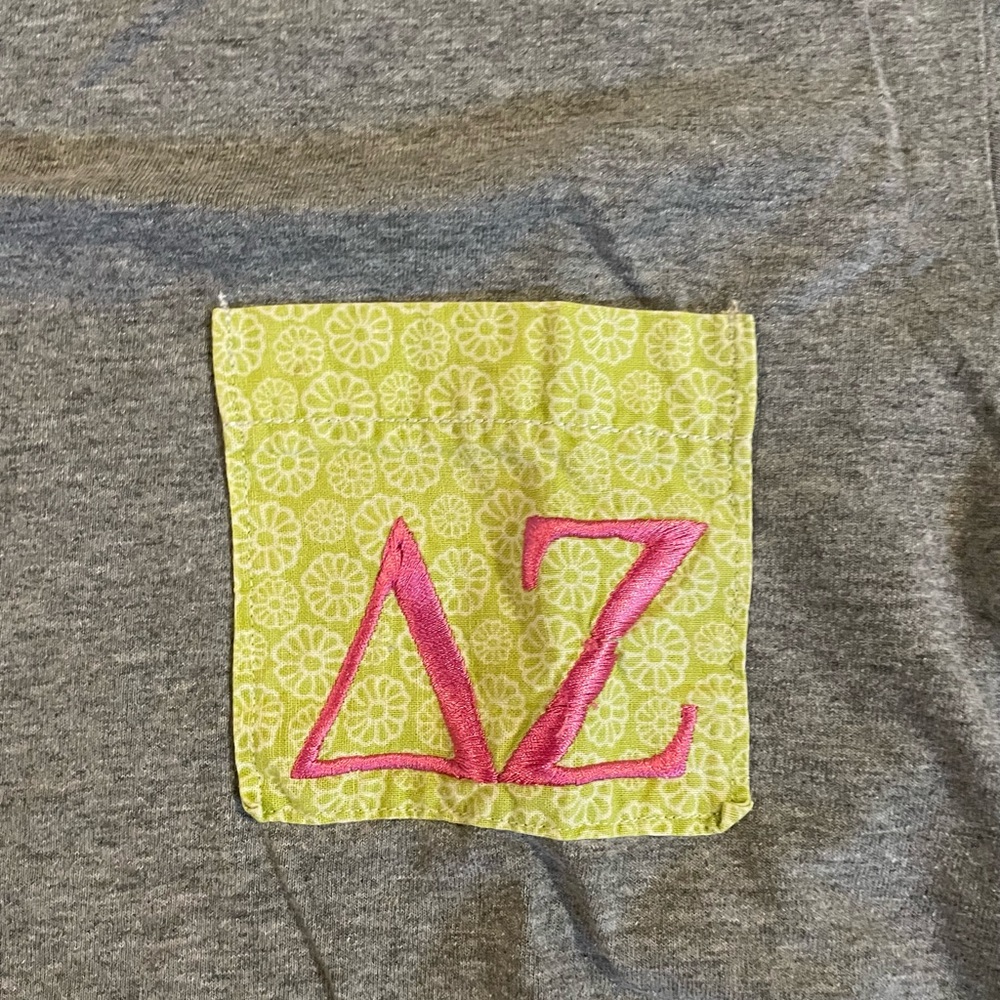 Vintage Delta Zeta Tee